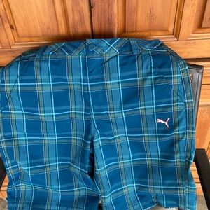 SOLD Puma shorts size W 30